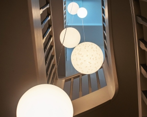 Exclusive Leuchten im Treppenhaus