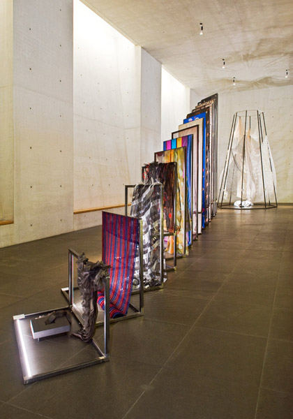 Vielfalt Stoffvisionen 1987 bis 2017 von Textil-Designer Ulf Moritz Vielfalt Stoffvisionen 1987 bis 2017 von Textil-Designer Ulf Moritz